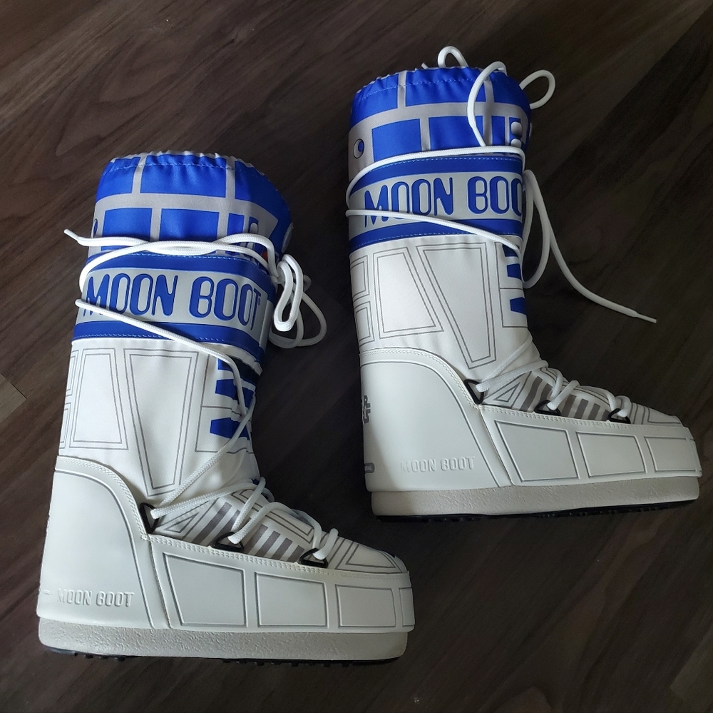 NIB - R2-D2 Moon Boots - Picture 7 of 14
